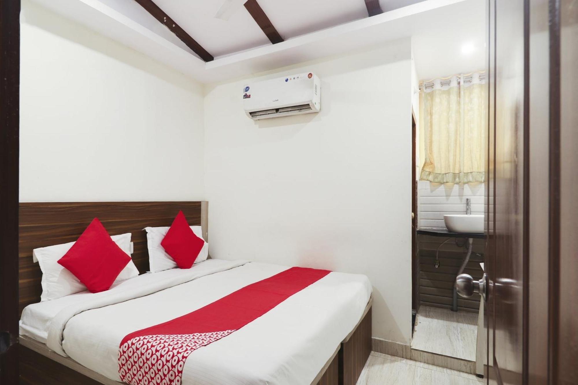Hotel Oyo Adda 3*