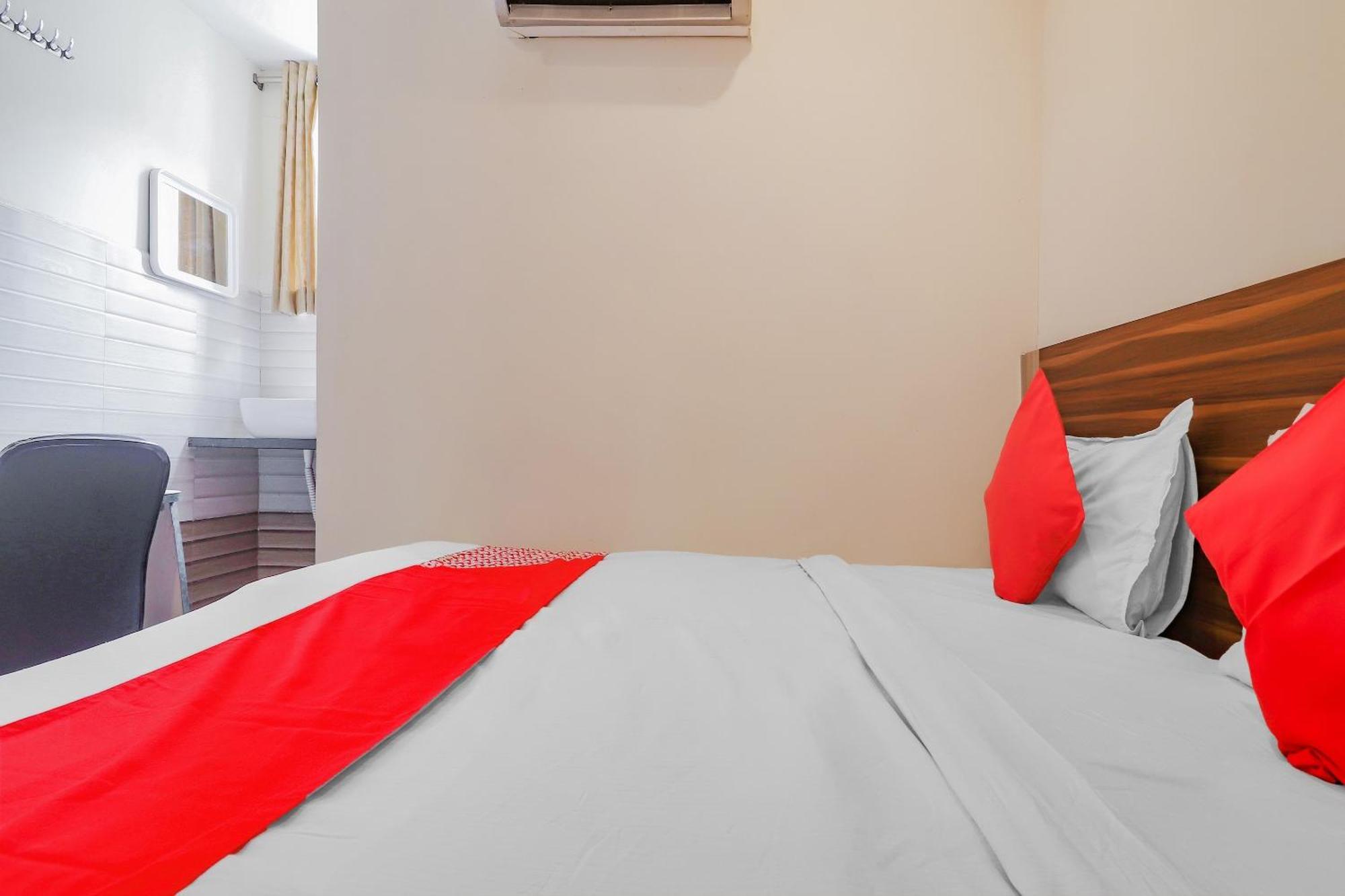Hotel Oyo Adda 3*